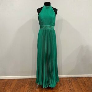IEENA FOR MAC DUGGAL Green Formal Gown